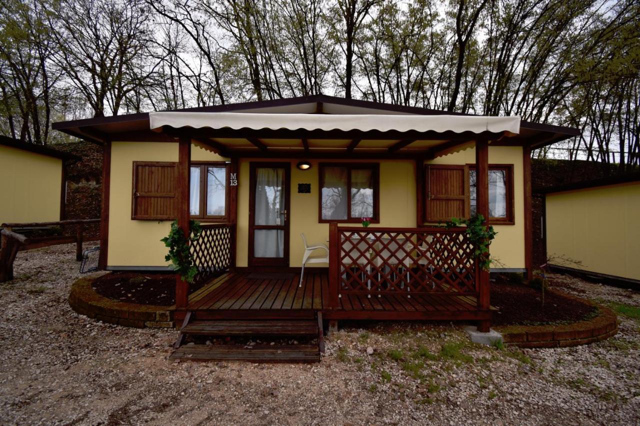 Agricampeggio Corte Tonolli Valeggio sul Mincio Exterior foto